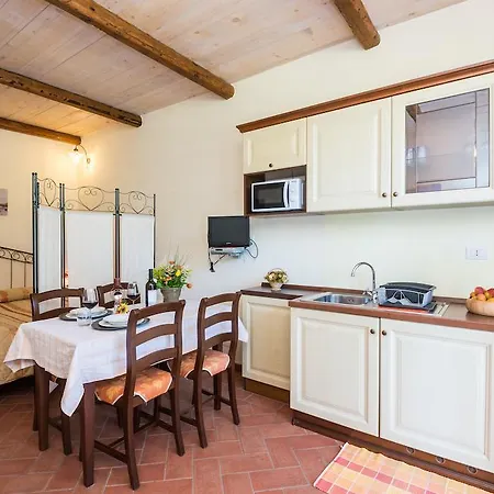 Poncia 4* غْرافيدونا