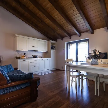 Poncia Aparthotel Gravedona